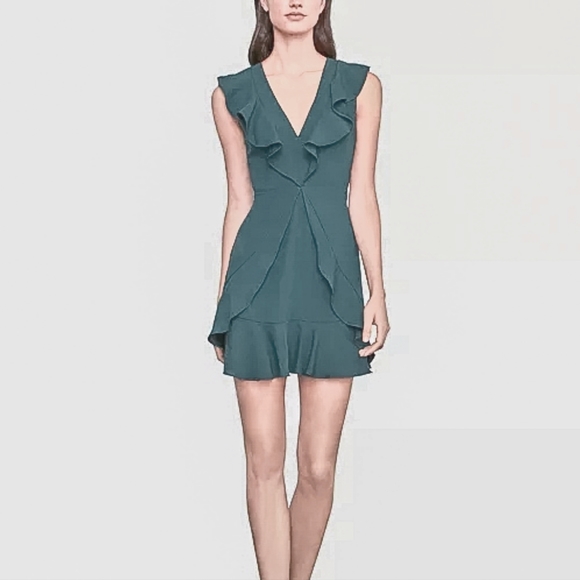 BCBGMaxAzria Dresses & Skirts - ✨3For$25✨BCBG Blue/Green Dress Size 06